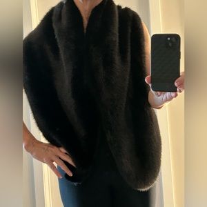 Zara faux fur shawl/stole